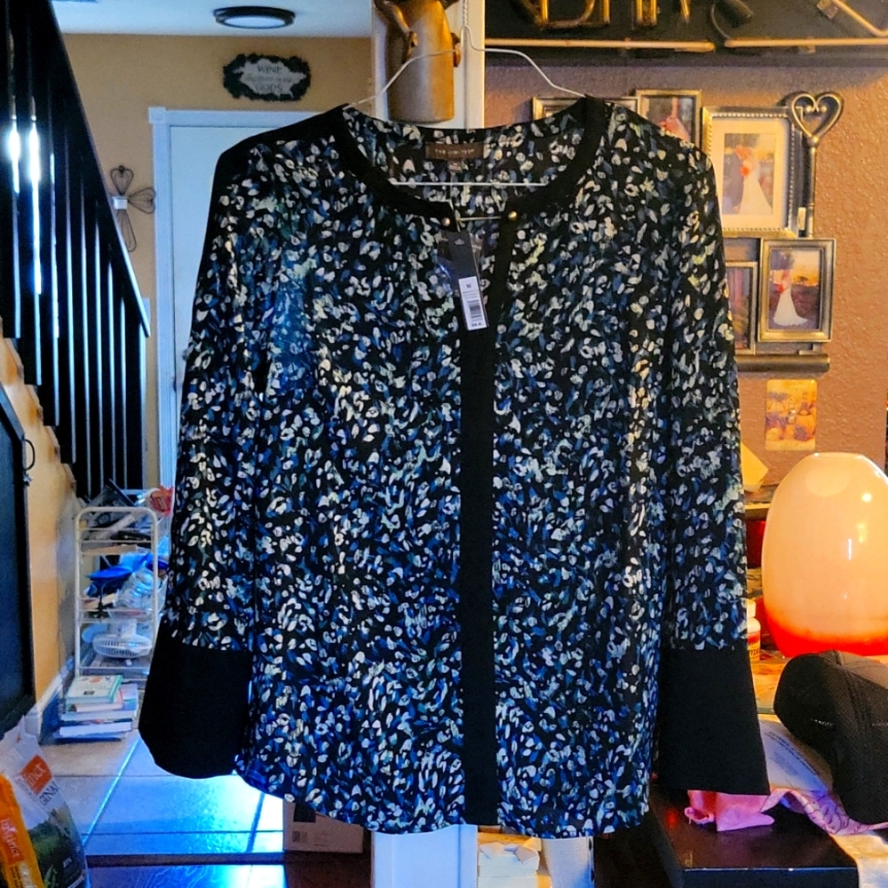 Women's Top Medium